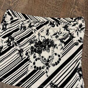 black and white floral crop top